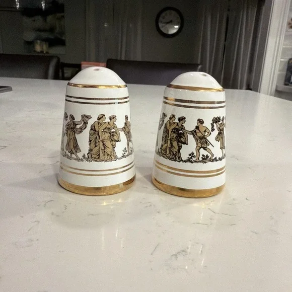 NEOFITOY KERAMIK Salt and Pepper Shakers Vintage Gold White Greek Figures Greece