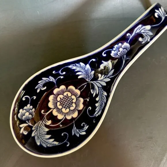 Vintage Pier 1 Blue White Ceramic Spoon Rest Floral Porcelain Kitchen Counter