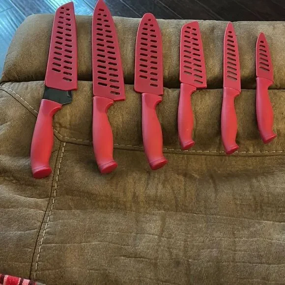 Set of‎ Six Cooking Light Knives with a Kleva Sharp Knife Sharpener. Red.