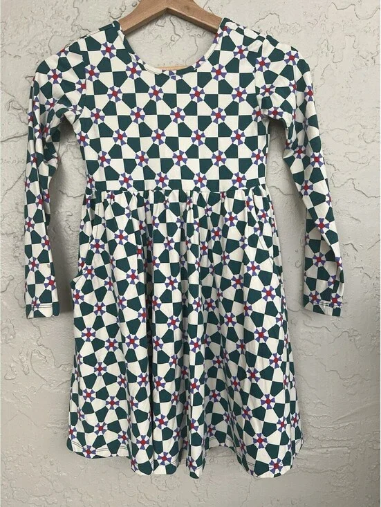 Hanna Andersson Emerald Green Fit and Flare Long Sleeve Dress Size 8