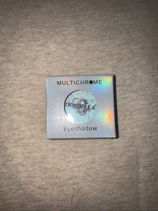 Multichrome Eyeshadow Wall Art - Iridescent Silver Accent NIB