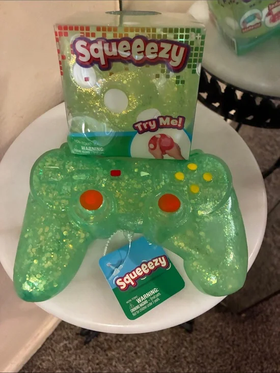 Squeeezy Green GlitterDice & Game Controller Stress Toy