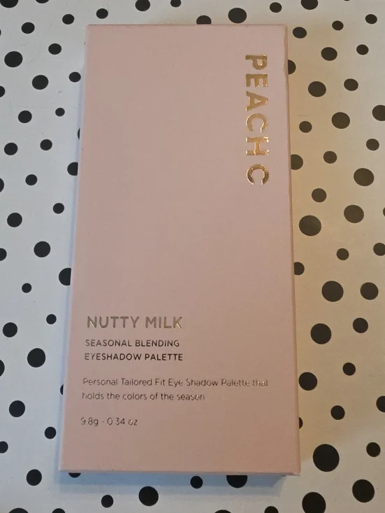 Nutty Milk Seasonal Blending Eyeshadow Palette