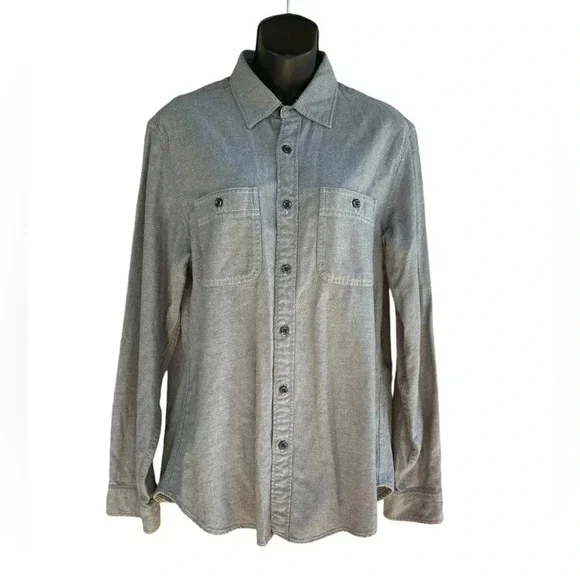 J.Crew men’s button down shirt color gray size M front chest pockets preloved