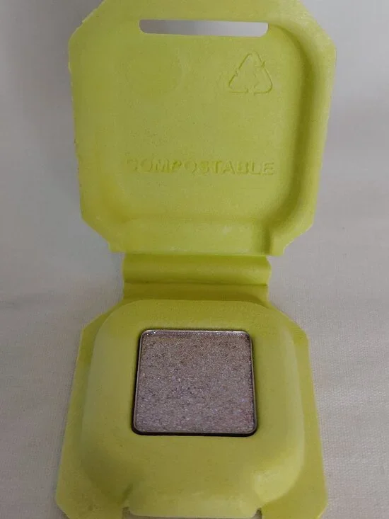 Half Magic - Eyeshadow Singles - Sparkle Puff