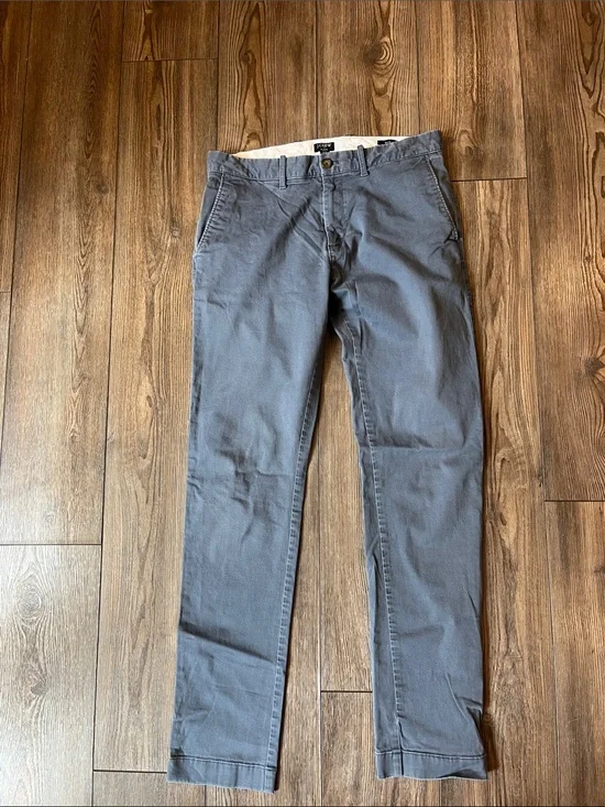 J Crew Men's Classic Straight Fit Chinos - Blue