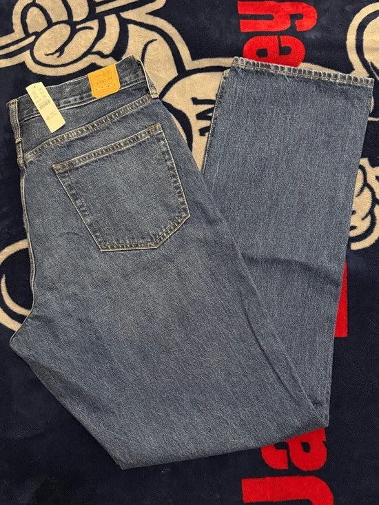 J. Crew Classic Relaxed Fit Jeans Two-Year Wash 100% Cotton 33x34 NWT