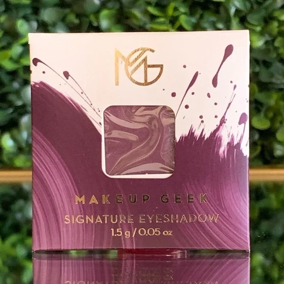 Makeup Geek ETERNALLY GRAPEFUL Signature Eyeshadow | NEW | Deep Cool Purple | MG
