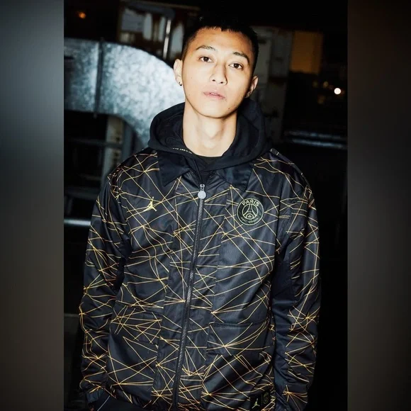 Air Jordan Anthem Jacket x PSG DV0607-010 2023
