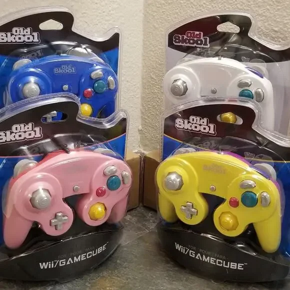 4 Gamecube Controllers - 4 Colors Bundle (NEW) Pink Yellow Blue White - Nintendo