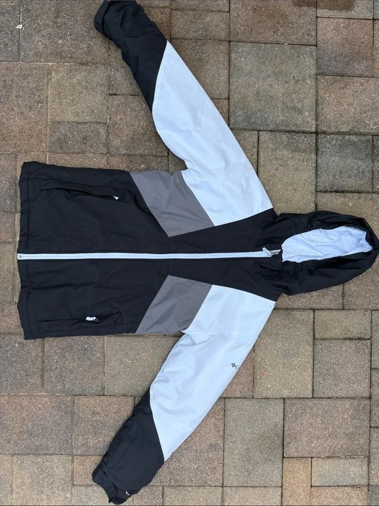 Girls size youth medium (10-12) Columbia Omni Heat Lined Ski Jacket