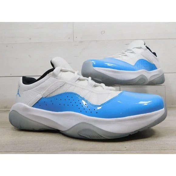 Nike Air Jordan 11 CMFT Low University Blue UNC Size 9 White DN4180-114 Men