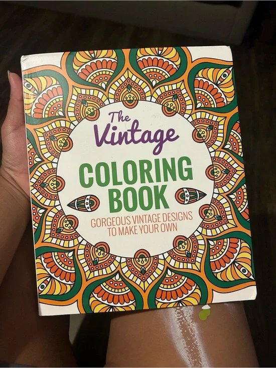 Vintage Coloring Book – Green & Orange