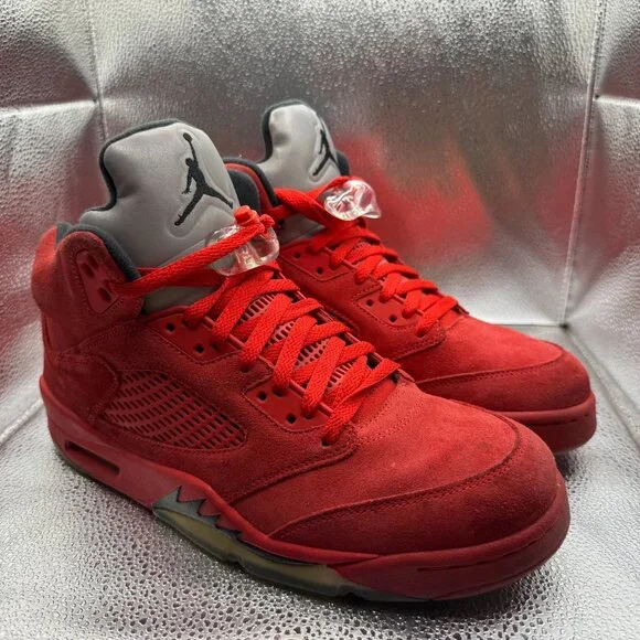 Size 10.5 Air‎ Jordan V 5 Retro University Red Suede Athletic Sneaker 136027-602