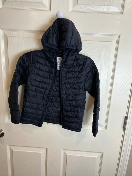 GAP Black Kids Hooded Packable primaloft lightweight Puffer Jacket small