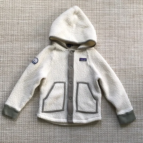 Patagonia Fleece Jacket (size 5T)