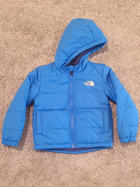 2T The North Face Jacket
