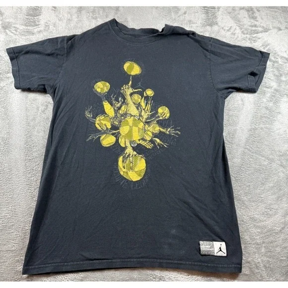 Jordan Graphic T-Shirt Small Black Yellow Basketball 