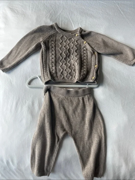 H&M Taupe Knit Cable Sweater Set