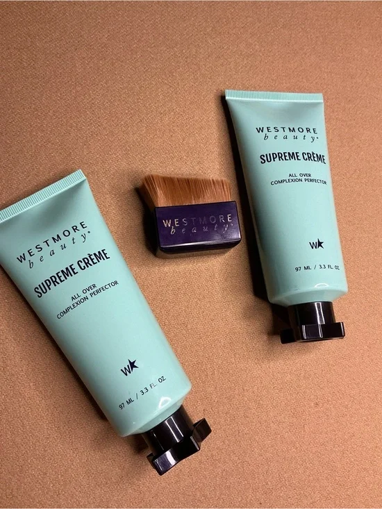 Westmore Beauty set of 2 Supreme Cream w applicator brush shade medium