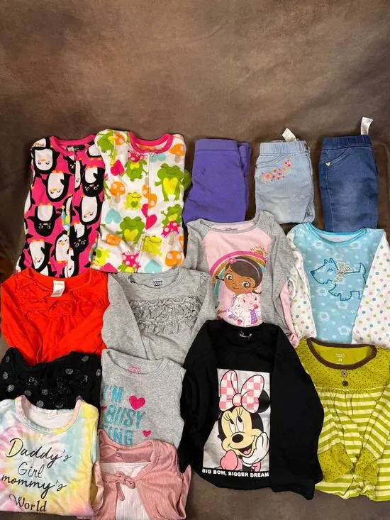 Girls 2T Fall Winter Clothing Lot Carter's Disney Minnie Pajamas #991