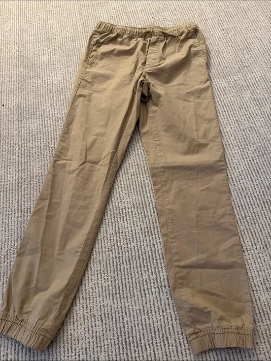 Gap boy’s drawstring  Chino Jogger Pants - Khaki size 14-16