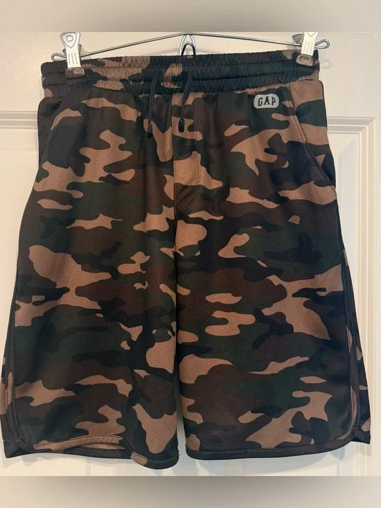GapFit Boys Camo Athletic Basketball Shorts Size L 10-11