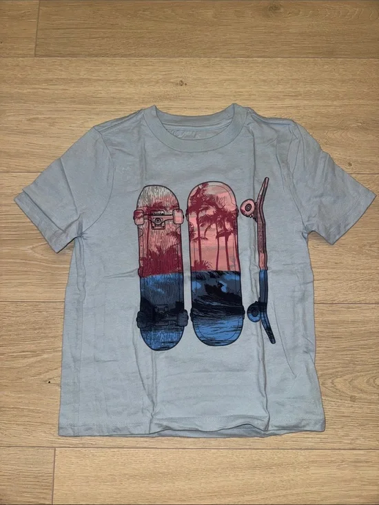 GAP Light Gray Tee with Red and Blue Skateboard Graphic