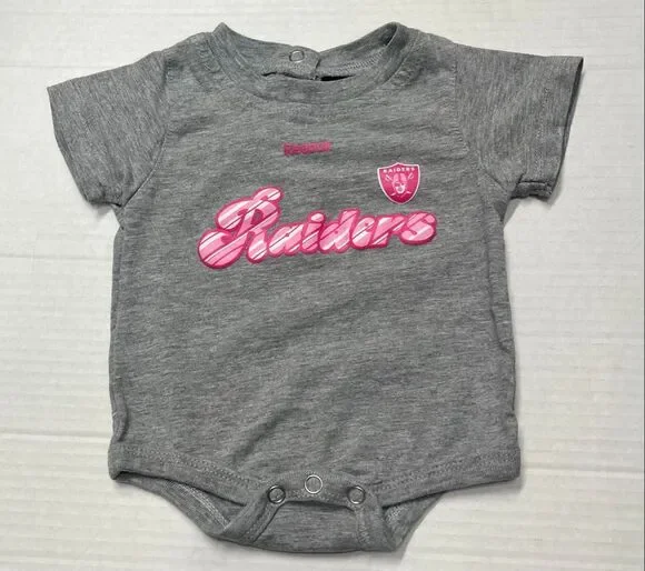 Team Apparel Reebok Kids Gray And Pink Raiders Bodysuit   Size 0/3 Months