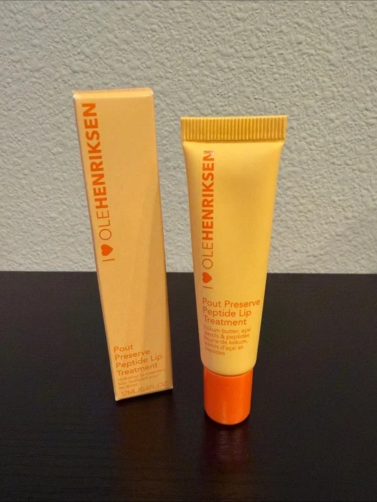 Ole Henriksen Pout Preserve Peptide Lip Treatment - Yellow Tube