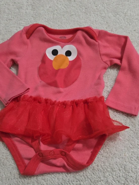 ISAAC MIZRAHI SESAME STREET ELMO ONESIE