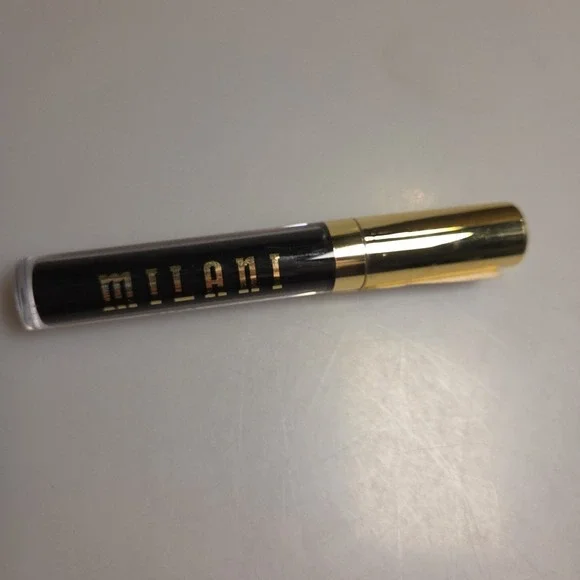 Milani Stay Put‎ Black Lipstick 230 0.1 FL Oz