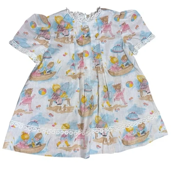 Vintage 70s Baby Dress – Storybook Print, Lace Trim – 18–24 Months