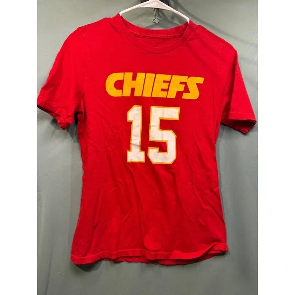 Nike Kansas City Chiefs Patrick Mahomes Jersey T-Shirt NFL Tee Youth Large 14/16