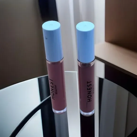Honest Beauty Liquid Lipstick All Day Wear Full size Color Off Duty & BFF set 2