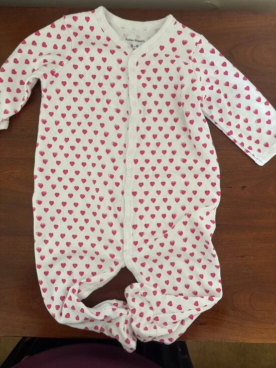 Roller Rabbit Pink Heart Footie Pajamas 6-9 months
