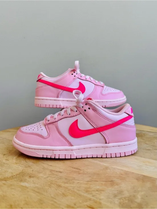 Nike Dunk Low Triple Pink Girls size 4Y athletic leather shoes