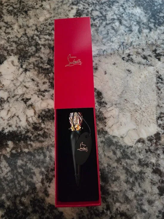 Authentic Christian Louboutin velvet matte lipstick (Burning Babe 415M)