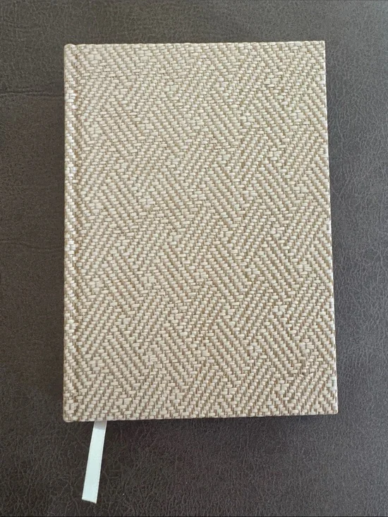 NWOT ECCOLO Raffia-Textured Hardcover Notebook in Cream