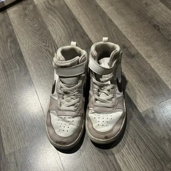Nike Court Borough Mid 2 Size 1.5