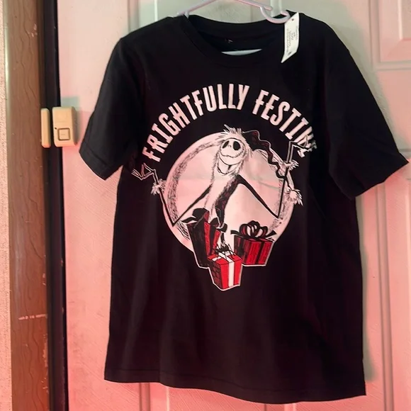 DISNEY NIGHTMARE BEFORE CHRISTMAS JACK SKELLINGTON CHRISTMAS TEE: BLACK: NWT: M