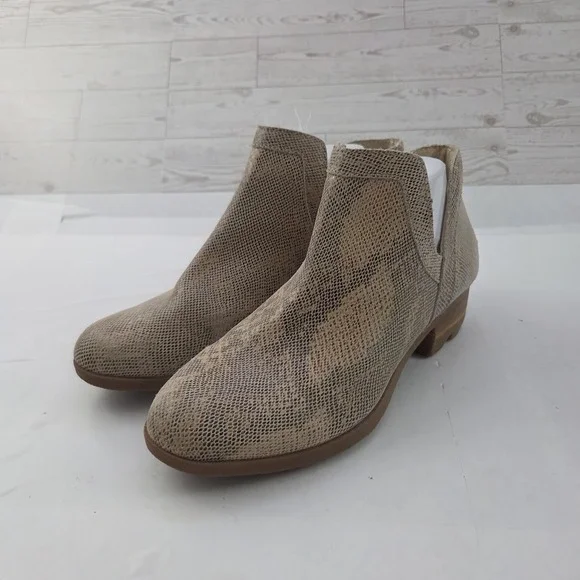 Sorel Ankle Boots Womens 9 Snake Print Chelsea Style Urban Western Casual Bootie