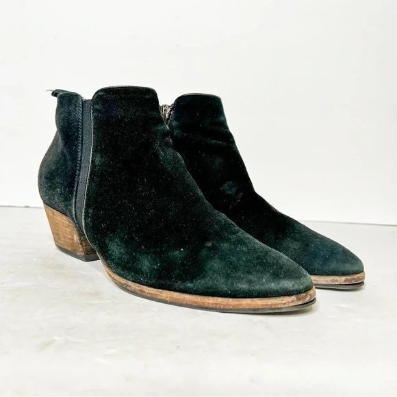 Aquatalia Black Suede Heeled Point Ankle Booties Size 7.5 Women’s