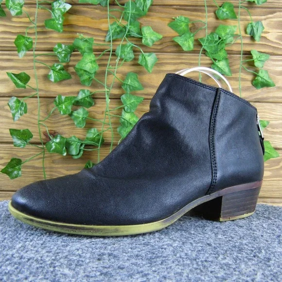 Lucky Brand Bremma Women's 9 Black Leather Ankle‎ Boots Block Heel Zip Casual
