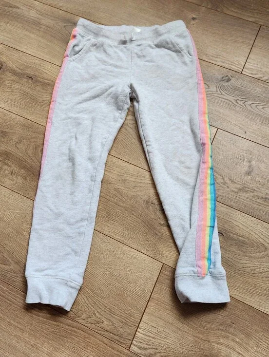 Size 7 girls oshkosh Joggers