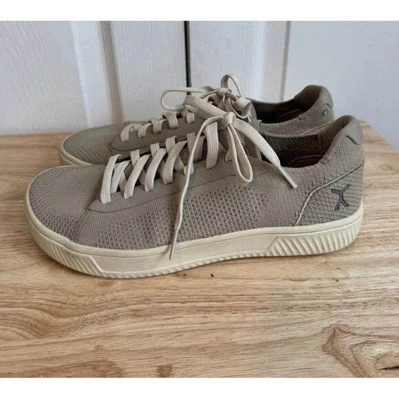 Flux Footwear Adapt Trainer Dune Womens Size 9.5 Athletic Knit Shoes Sneakers
