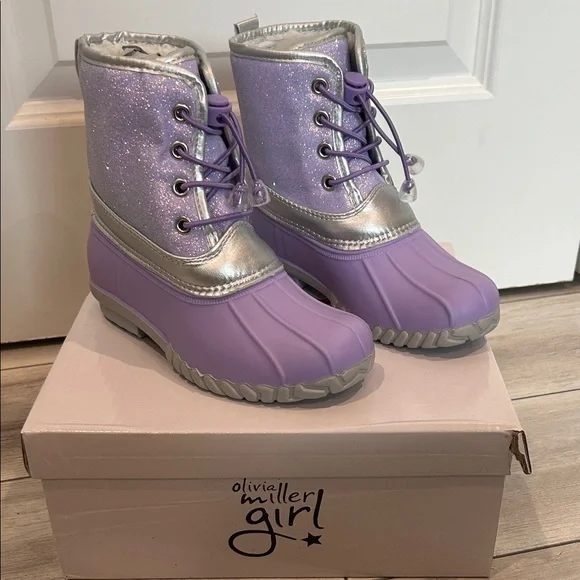 Olivia Miller Girl! Little Girls purple glitter snow rain boots size 13
