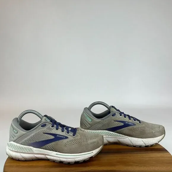 Womens Brooks Adrenaline GTS 22 Gray Athletic Running Shoes‎ Sneakers Size 7.5 B