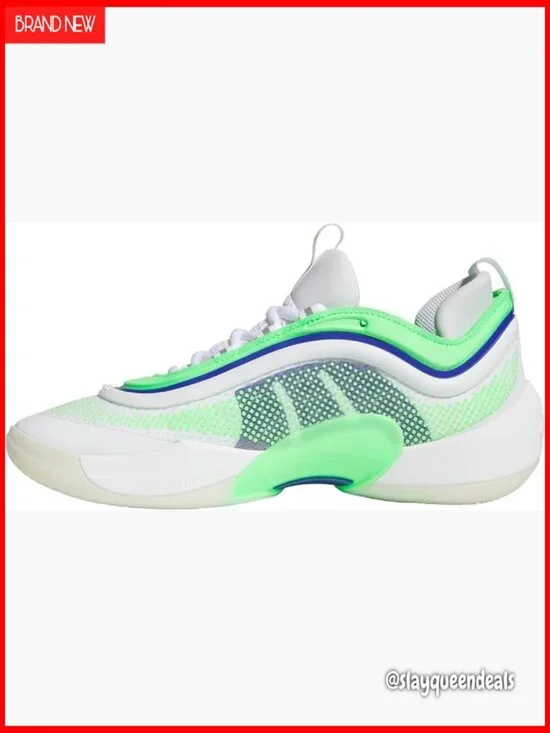 Lightweight Basketball Sneakers with Secure Lace-Up Fit for Court Performance