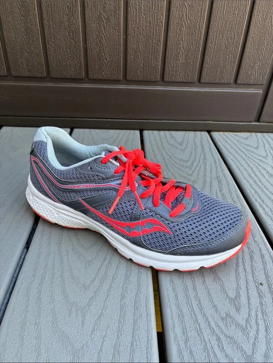 Saucony Cohesion 11 Women's Running Sneakers Grey Size 9